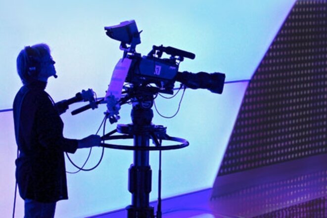 La radio-télévision suisse perd un million par semaine !